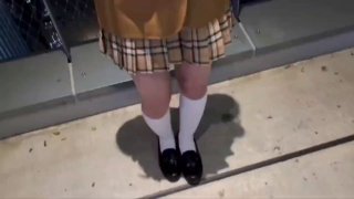 流出重磅吃瓜·广州少妇捉奸门事件-嫌弃老公对自己小气偷情出轨
